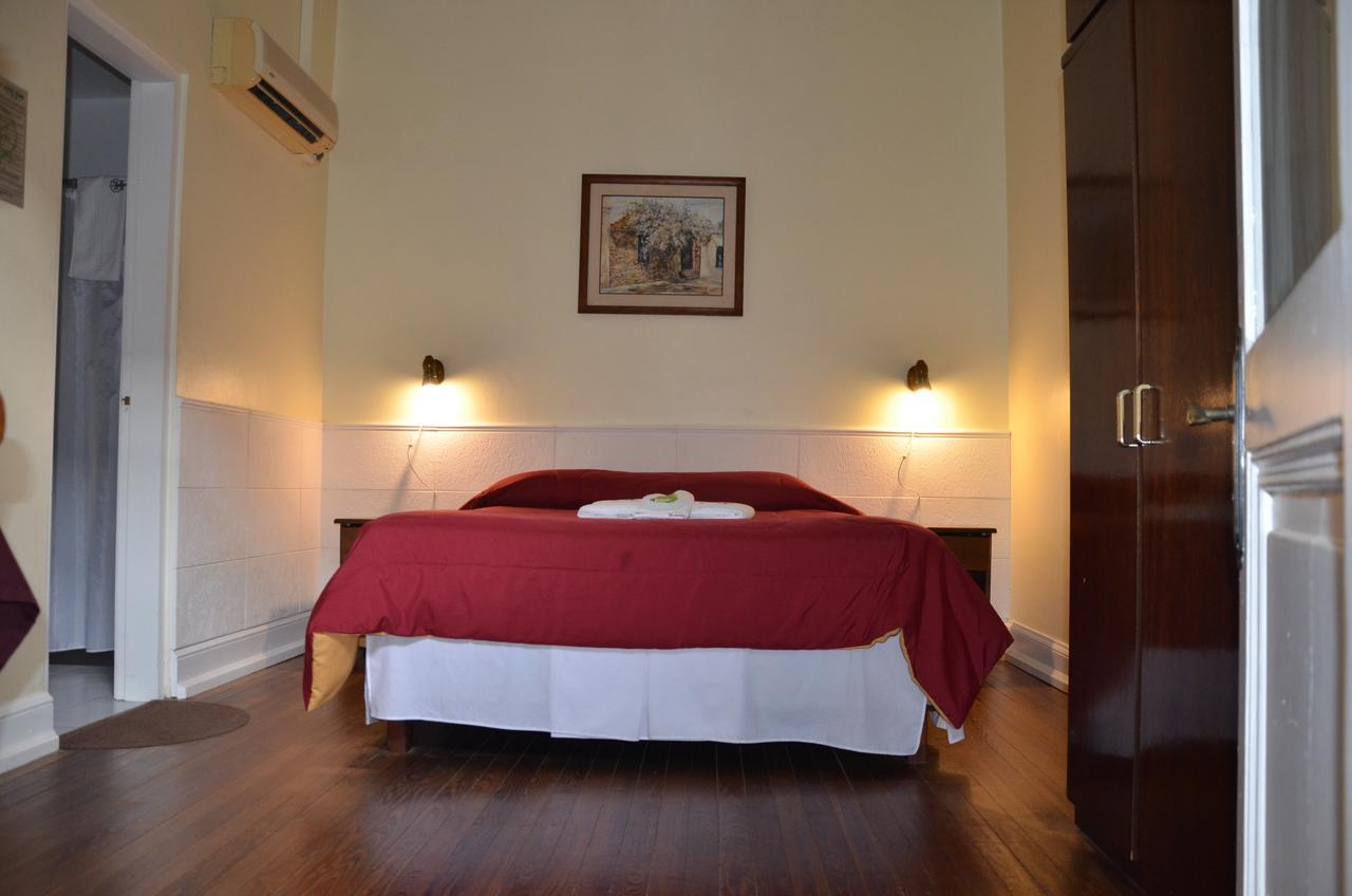 Hotel Romi Колонія-дель-Сакраменто Екстер'єр фото